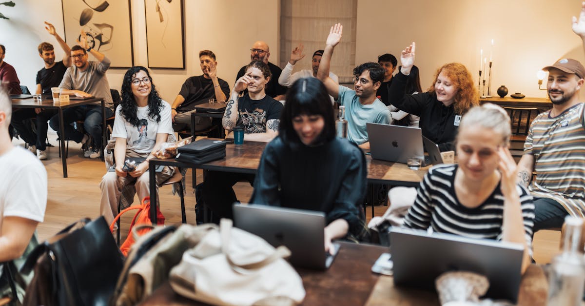 海信通信实名账号:企业服务app平台代理