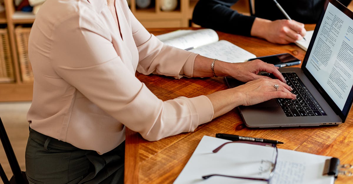 在线双语服务团队：独立代理人怎么注册