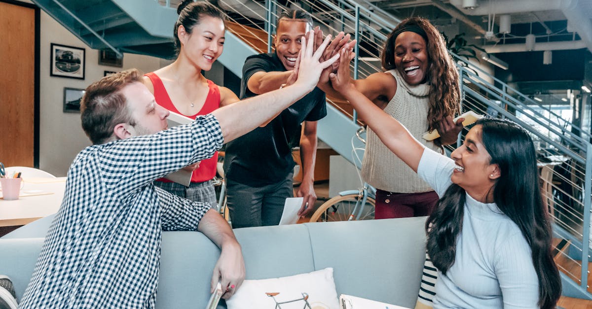 阿里通信实名账号：购买风险提示股票平台